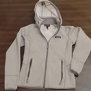 Patagonia zip up sweater